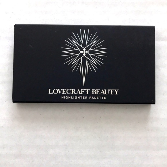Lovecraft Beauty Highlighter Palette - Picture 2 of 5